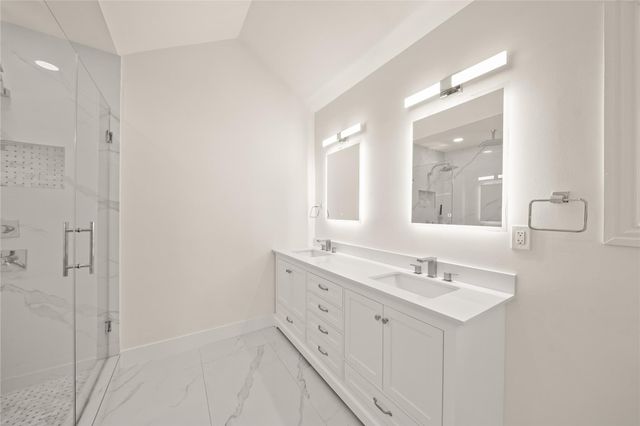 2008 Dryden Road, Houston, TX 77030