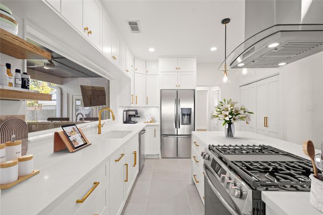 2008 Dryden Road, Houston, TX 77030