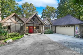 174 Echota Lane, Brevard, NC 28712
