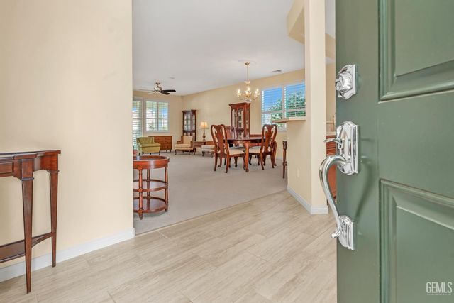 13408 Limestone Falls Drive, Bakersfield, CA 93306