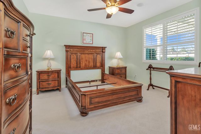 13408 Limestone Falls Drive, Bakersfield, CA 93306