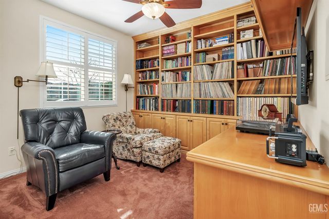 13408 Limestone Falls Drive, Bakersfield, CA 93306