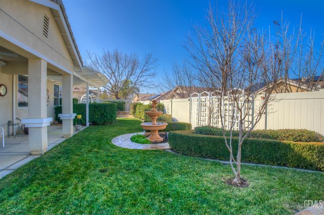 13408 Limestone Falls Drive, Bakersfield, CA 93306