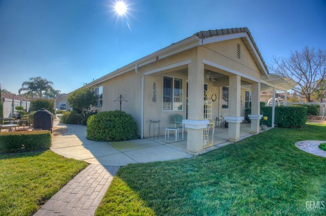 13408 Limestone Falls Drive, Bakersfield, CA 93306