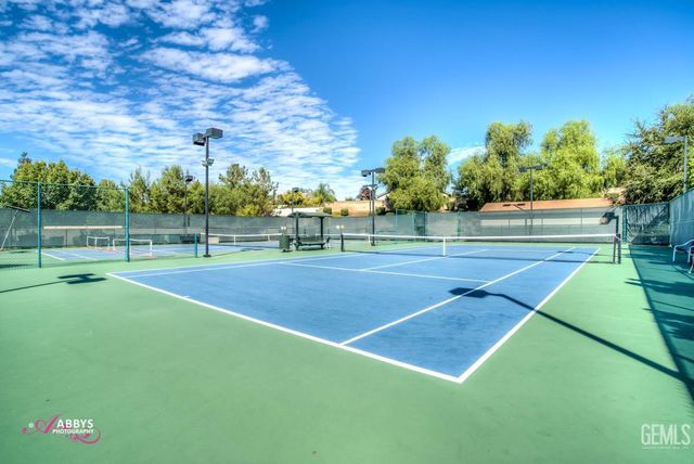 13408 Limestone Falls Drive, Bakersfield, CA 93306