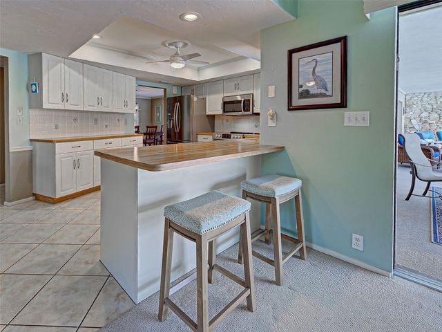 1934 PEBBLE BEACH COURT, Venice, FL 34293