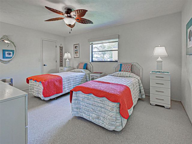 1934 PEBBLE BEACH COURT, Venice, FL 34293