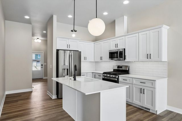 1003 Highland Trail, Solon, IA 52333