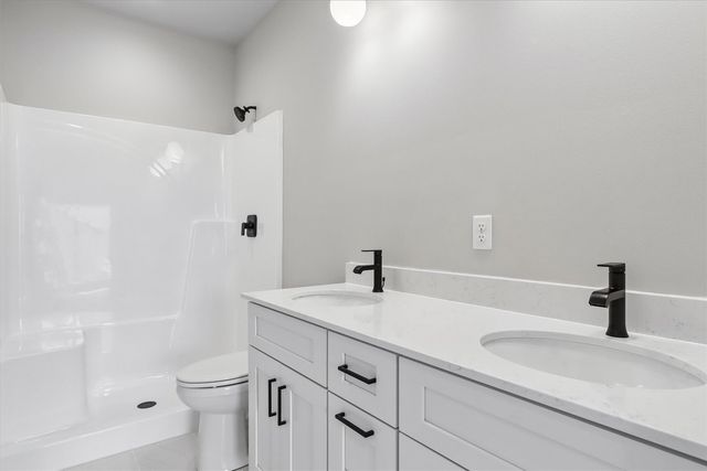 1003 Highland Trail, Solon, IA 52333