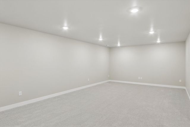 1003 Highland Trail, Solon, IA 52333