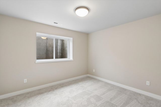 1003 Highland Trail, Solon, IA 52333
