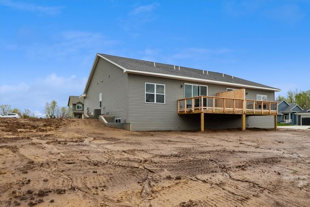 1003 Highland Trail, Solon, IA 52333