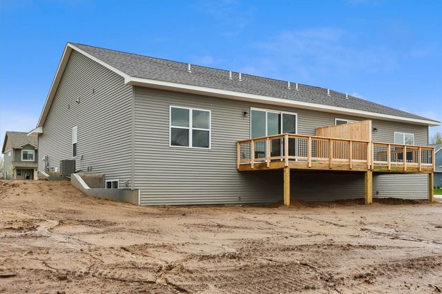 1003 Highland Trail, Solon, IA 52333