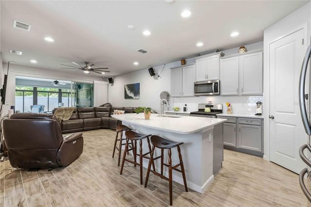 8788 RAIN SONG ROAD 384, Sarasota, FL 34238