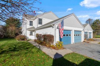 102 Saybrook Road, Essex, VT 05452