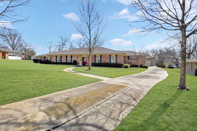 1506 Ross Avenue, Carrollton, TX 75006