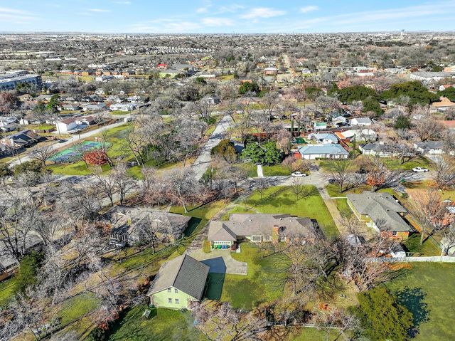 1506 Ross Avenue, Carrollton, TX 75006