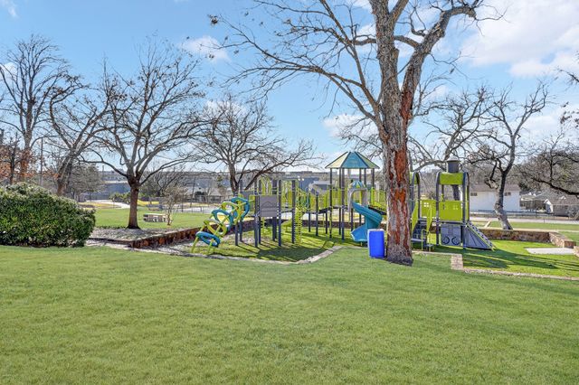 1506 Ross Avenue, Carrollton, TX 75006