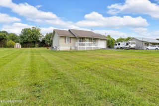 661 Ross Drive, Dandridge, TN 37725