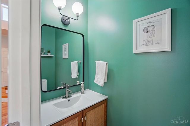 4706 Hassman Court, Cincinnati, OH 45223