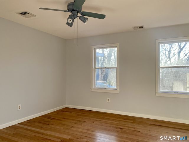 15 Baxter Road, Clinton, CT 06413