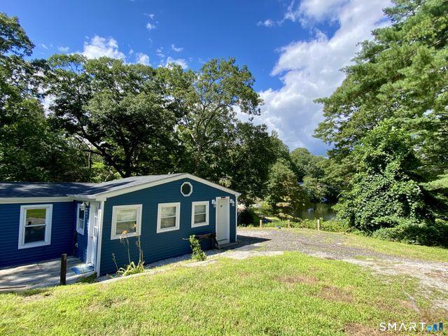 15 Baxter Road, Clinton, CT 06413