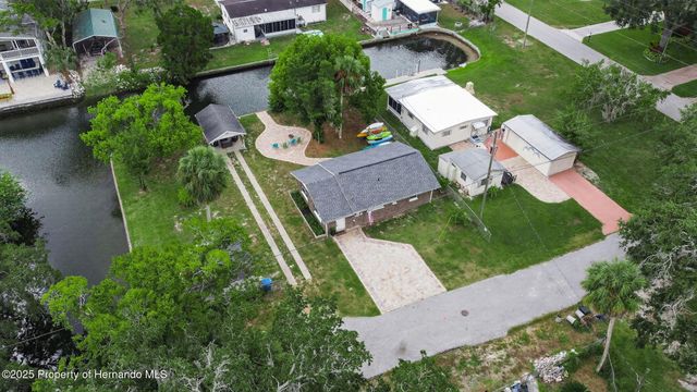 5411 Teal Drive, Weeki Wachee, FL 34607