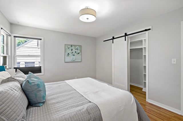 1389 Prior Avenue S, Saint Paul, MN 55116