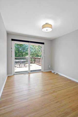 1389 Prior Avenue S, Saint Paul, MN 55116