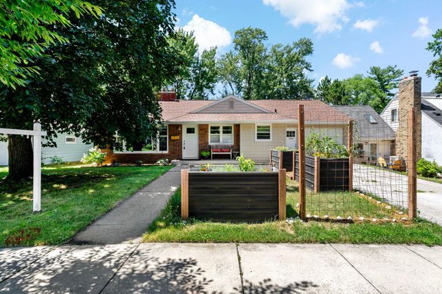 1389 Prior Avenue S, Saint Paul, MN 55116
