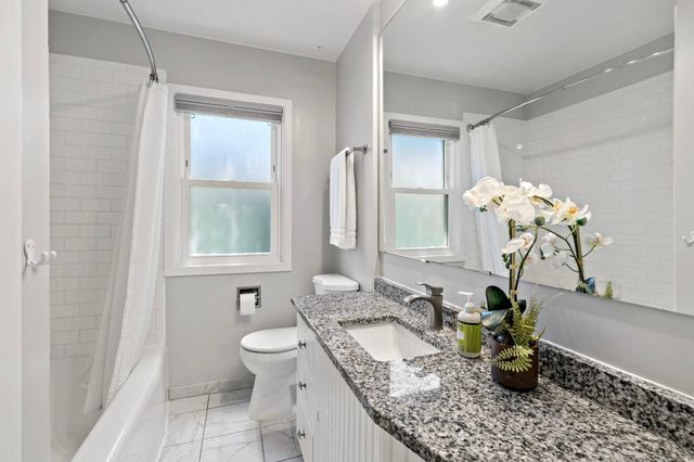 1389 Prior Avenue S, Saint Paul, MN 55116