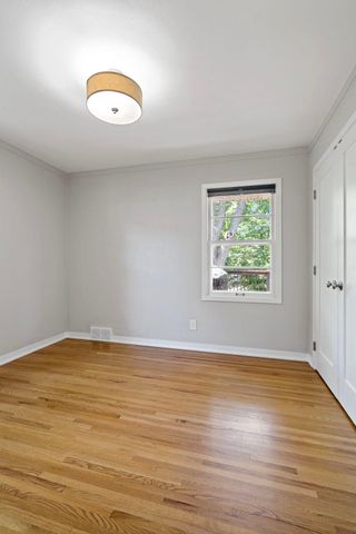 1389 Prior Avenue S, Saint Paul, MN 55116