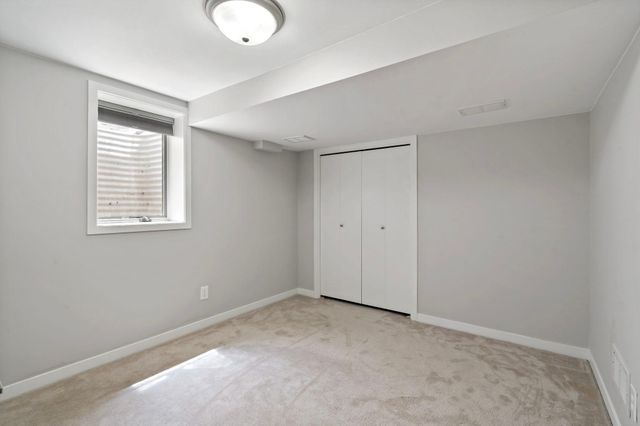 1389 Prior Avenue S, Saint Paul, MN 55116