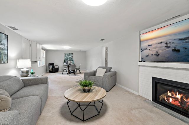 1389 Prior Avenue S, Saint Paul, MN 55116