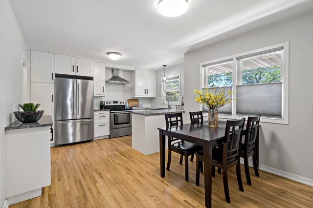 1389 Prior Avenue S, Saint Paul, MN 55116