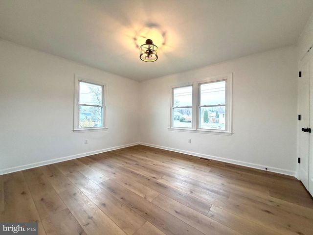 178 BERNICE AVE, Martinsburg, WV 25405