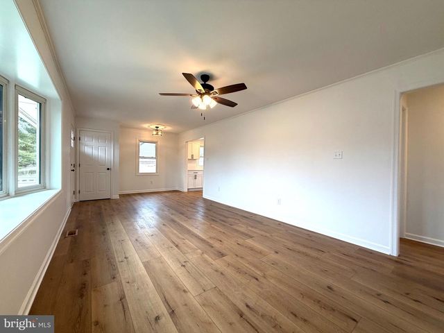 178 BERNICE AVE, Martinsburg, WV 25405