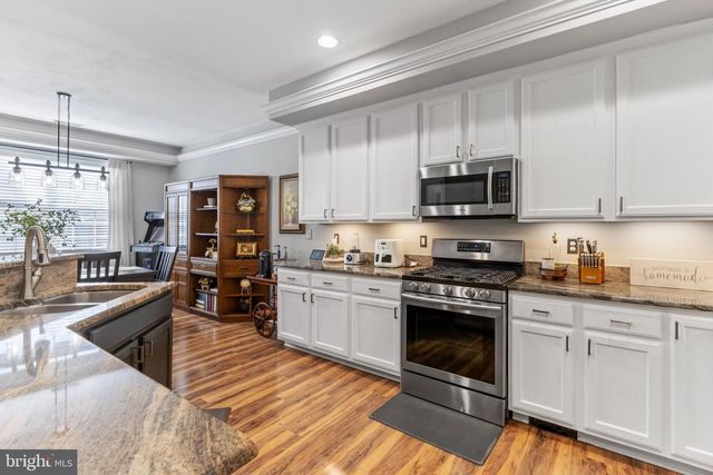 12852 MARBLESTONE DR, Woodbridge, VA 22192