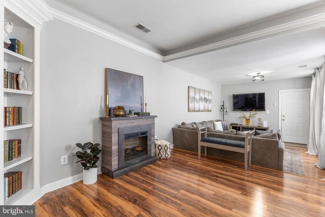 12852 MARBLESTONE DR, Woodbridge, VA 22192
