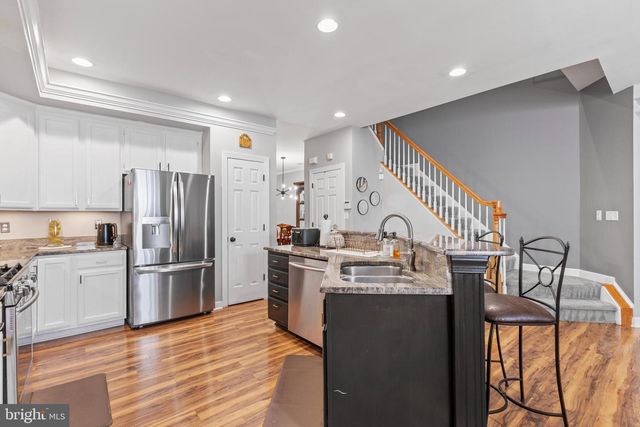 12852 MARBLESTONE DR, Woodbridge, VA 22192