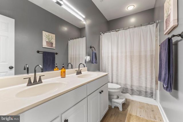 12852 MARBLESTONE DR, Woodbridge, VA 22192