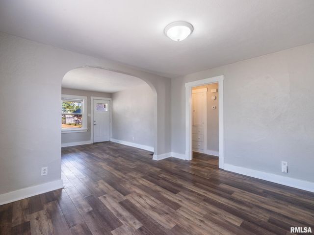 1227 HOWARD Court, Pekin, IL 61554