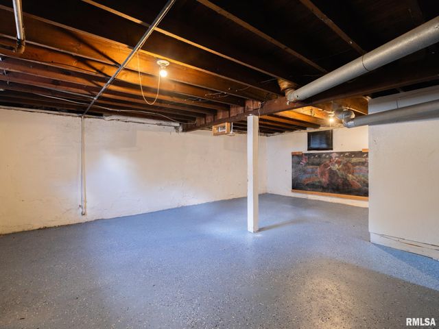 1227 HOWARD Court, Pekin, IL 61554