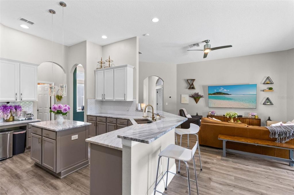 Image 11 of property listing at 3481 PAWLEYS LOOP N, St Cloud, FL 34769