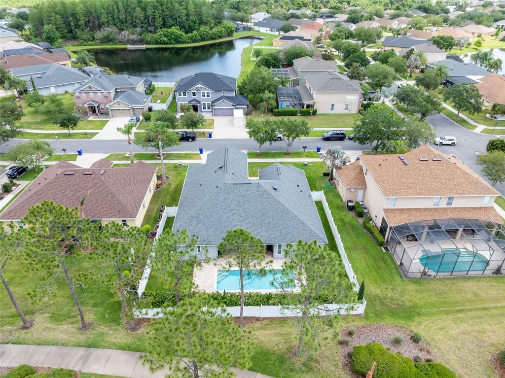 Image 35 of property listing at 3481 PAWLEYS LOOP N, St Cloud, FL 34769
