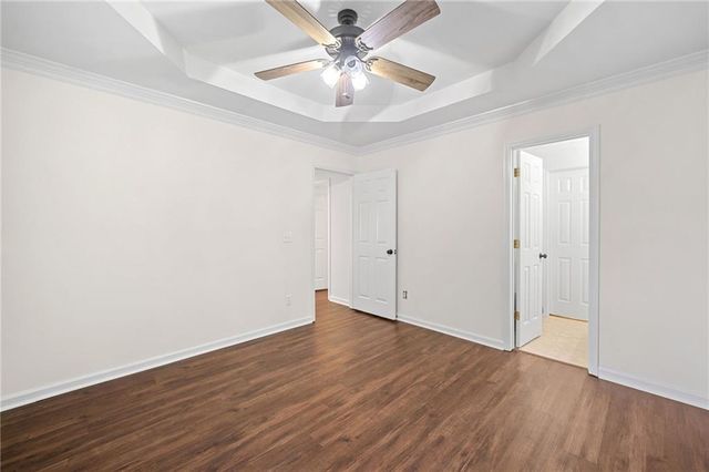 172 Stoneforest Drive, Woodstock, GA 30189