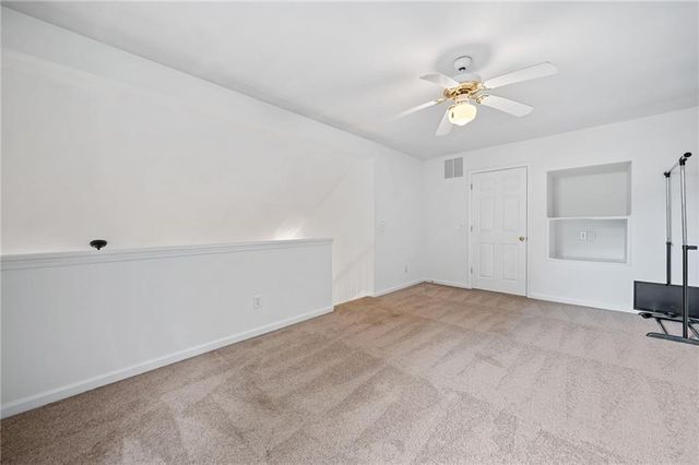 172 Stoneforest Drive, Woodstock, GA 30189