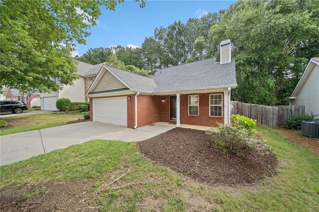 172 Stoneforest Drive, Woodstock, GA 30189