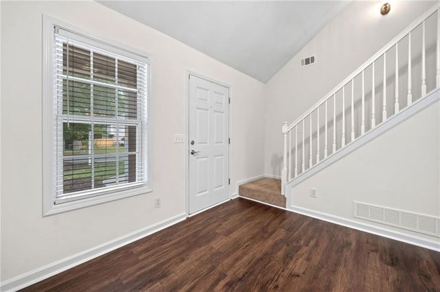 172 Stoneforest Drive, Woodstock, GA 30189