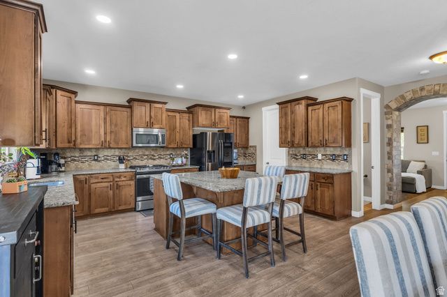 10498 S BROOKLYN VIEW LANE CIR, South Jordan, UT 84095